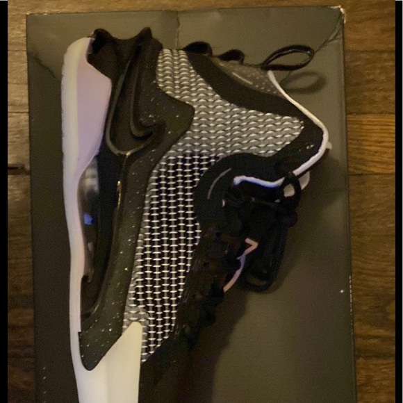 Nike Air Zoom GT Jump - Picture 2 of 2